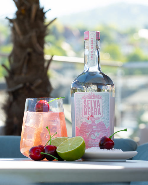 SELVA NEGRA BLANCO Paloma Set mit Grapefruit Soda